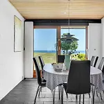 Дом отдыха 3 Bedroom Cozy In