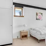 Holiday home 3 Bedroom Cozy In Frorup