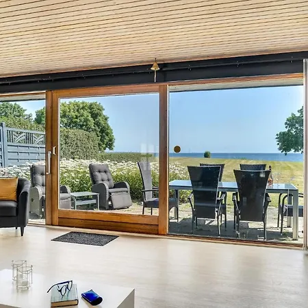 Hébergement de vacances 3 Bedroom Cozy In