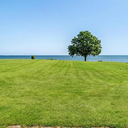 3 Bedroom Cozy In Hébergement de vacances *