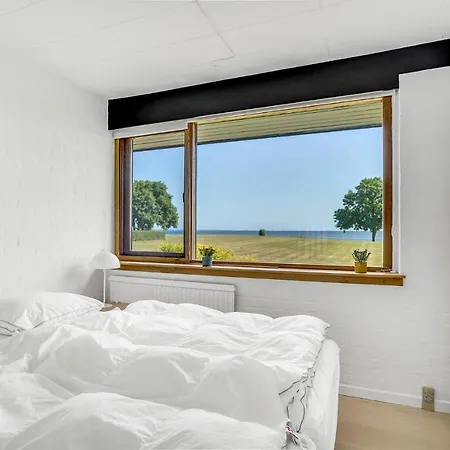 3 Bedroom Cozy In